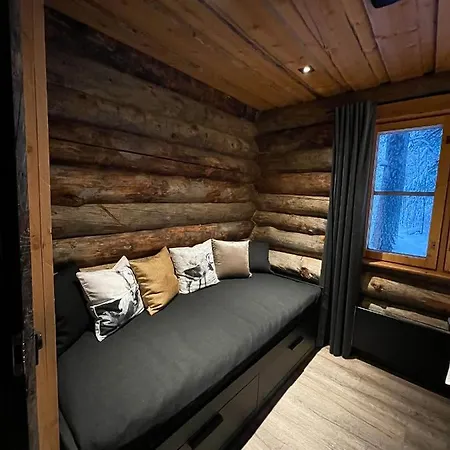 Cottis - Kultakettu *