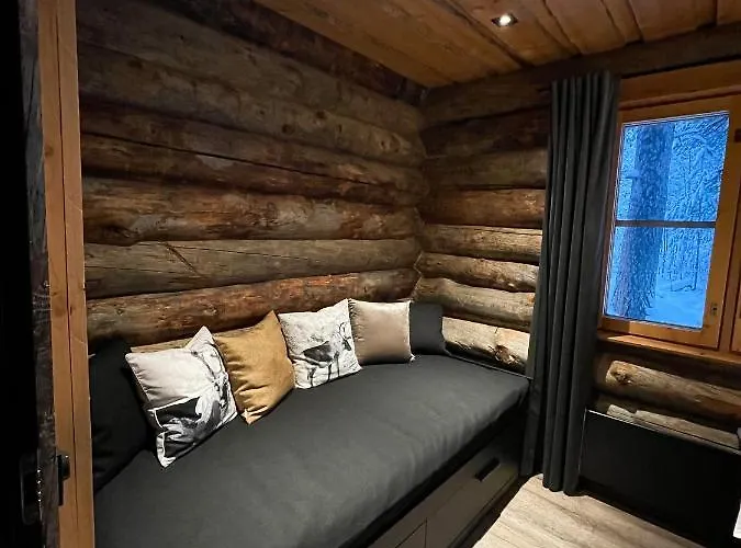 Cottis - Kultakettu *